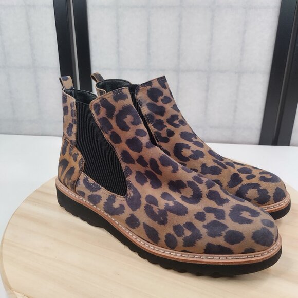 Donald J Pliner Carsyn Leopard Lug Sole Chelsea Tan & Black Boots Women US 9M - Picture 3 of 14